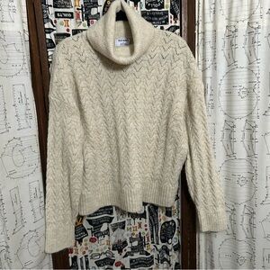 Old Navy Off-White Turtleneck Sweater